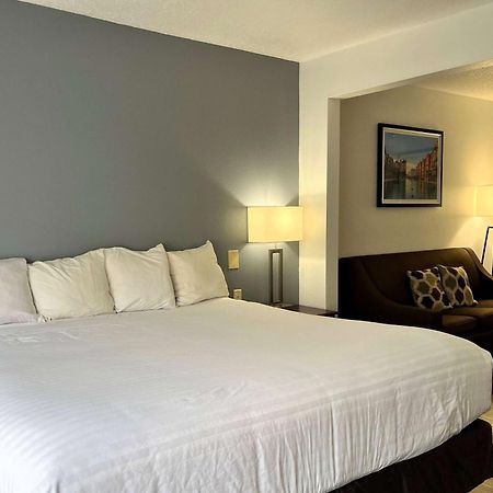Wingate By Wyndham Airport - Rockville Road Indianapolis Exteriör bild