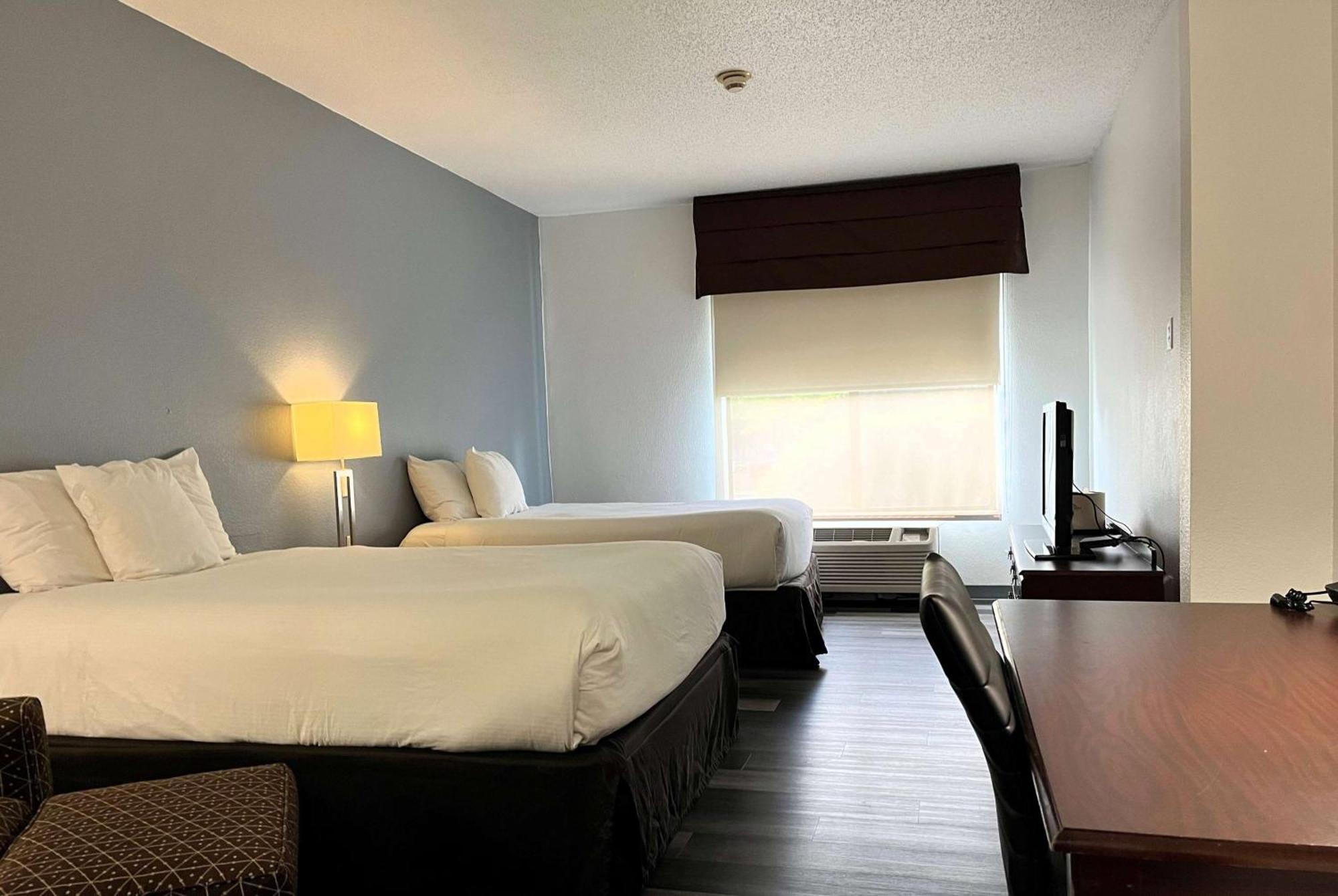 Wingate By Wyndham Airport - Rockville Road Indianapolis Exteriör bild
