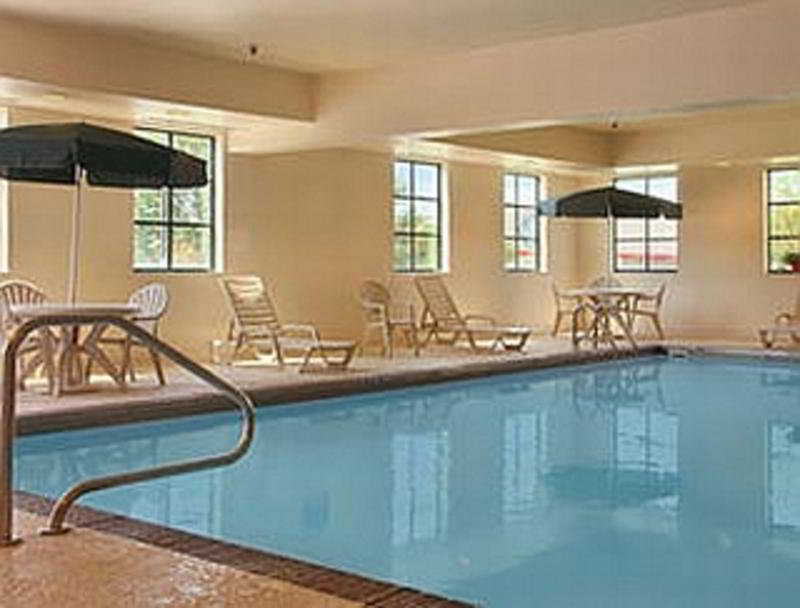 Wingate By Wyndham Airport - Rockville Road Indianapolis Exteriör bild